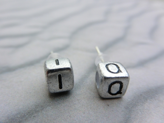 IQ Ohrstecker Buchstaben Letter